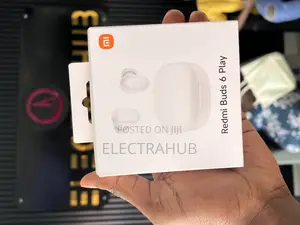 Redmi Buds 6 Play New Sealed in a Shop