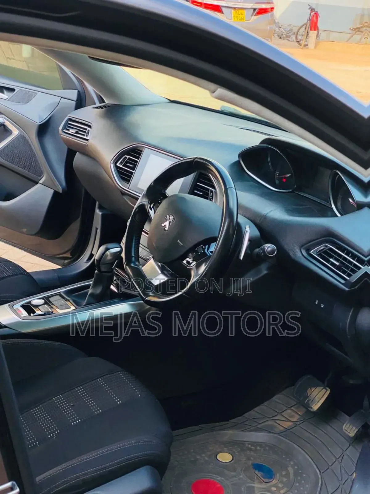 Peugeot 308 2015 Gray