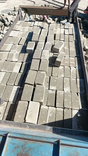 Machine Cut Stones(Ndarugo)