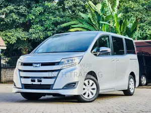 Toyota Noah 2.0 FWD (8 Seater) 2018 Gray