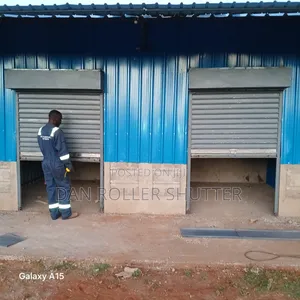 Manual Roller Shutter Doors for Shops and Homes