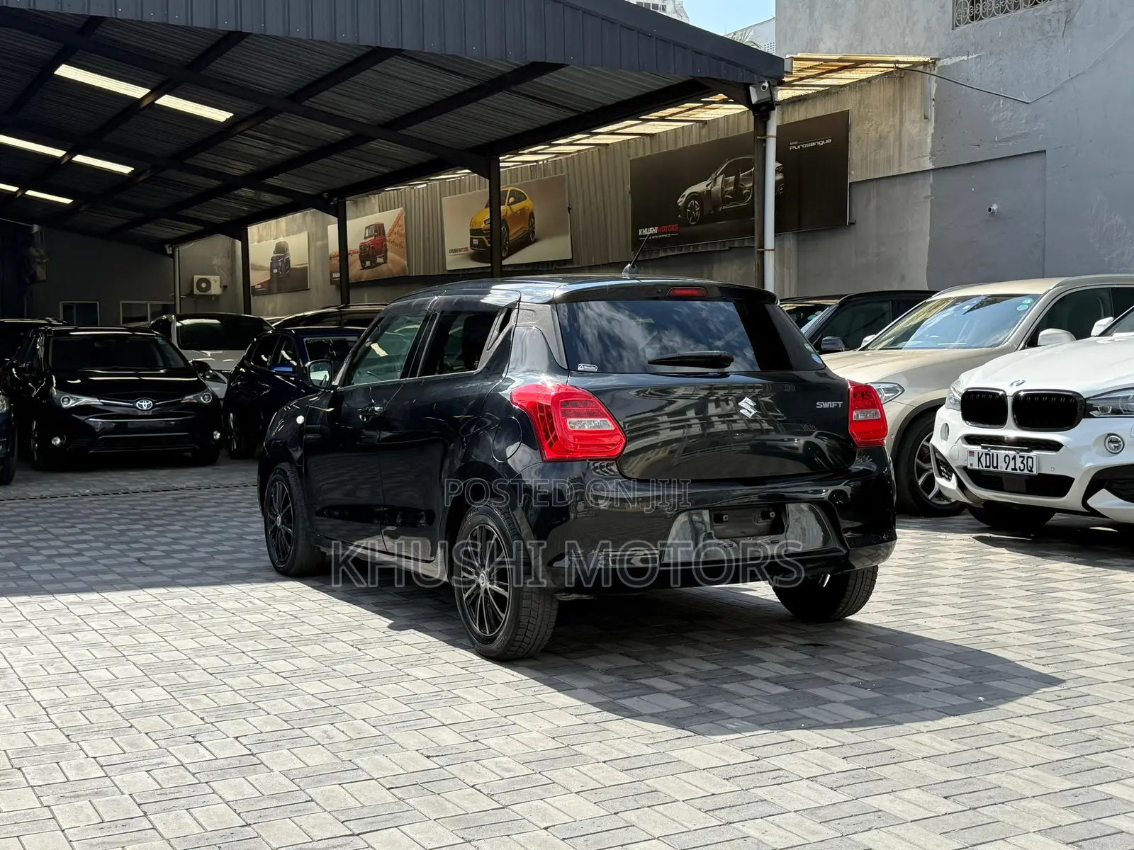 Suzuki Swift 2018 Black
