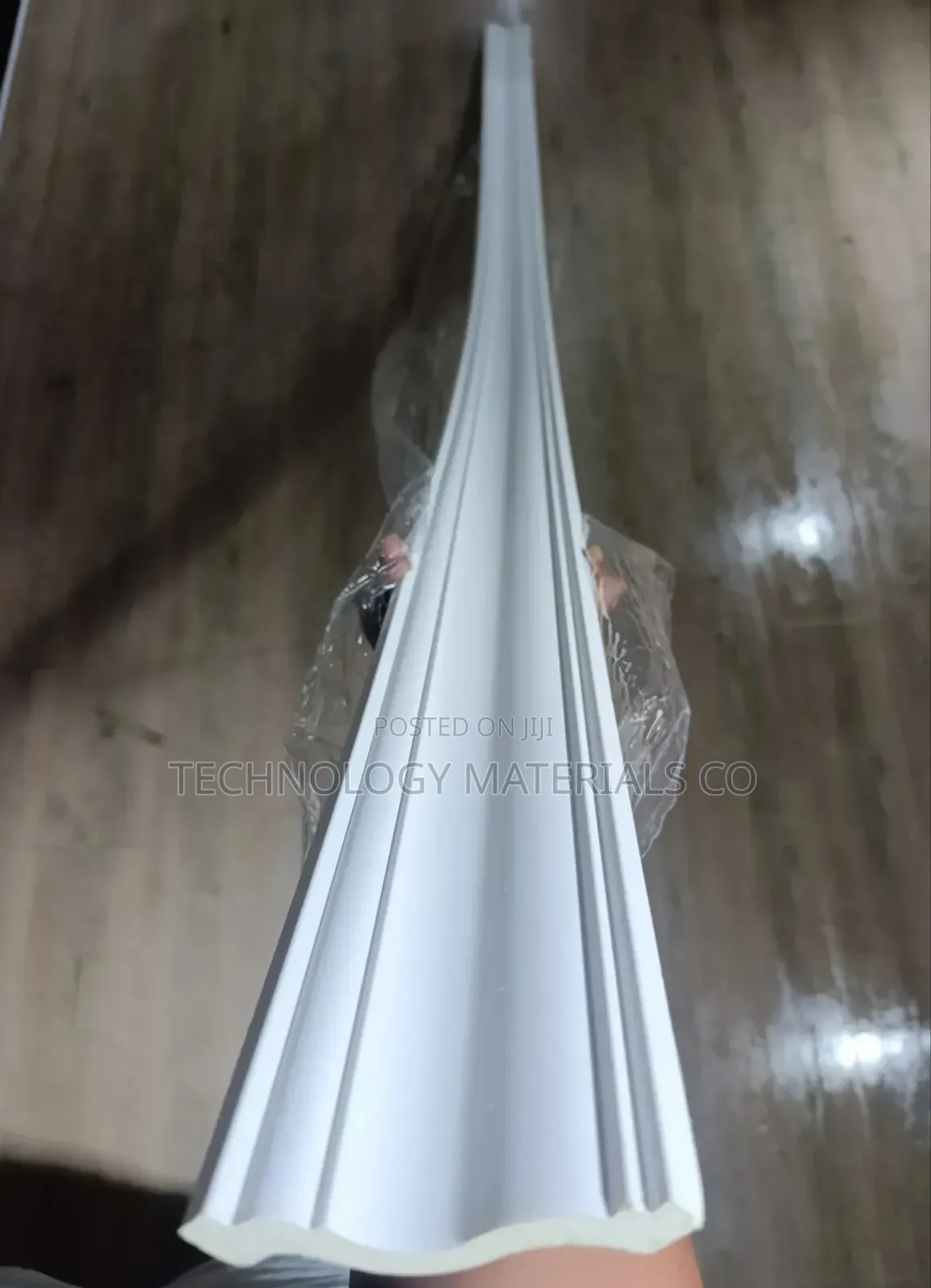 4 Inch Pu Cornice 2.4m – Premium Ceiling Finish
(Special Code:Cm001)