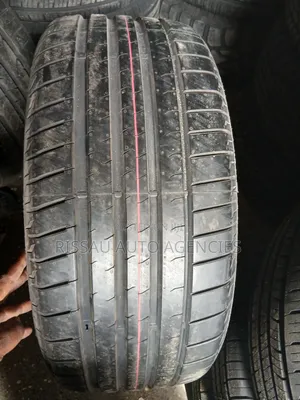 235/50 R 18 Bridgestone Poteza Tyres Made in Hungary.