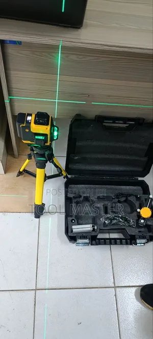 16lines Dewalt Laser Level With Tripod Stand