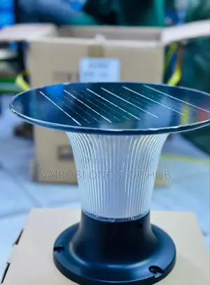 Outdoor Solar-Powered Led Lamp