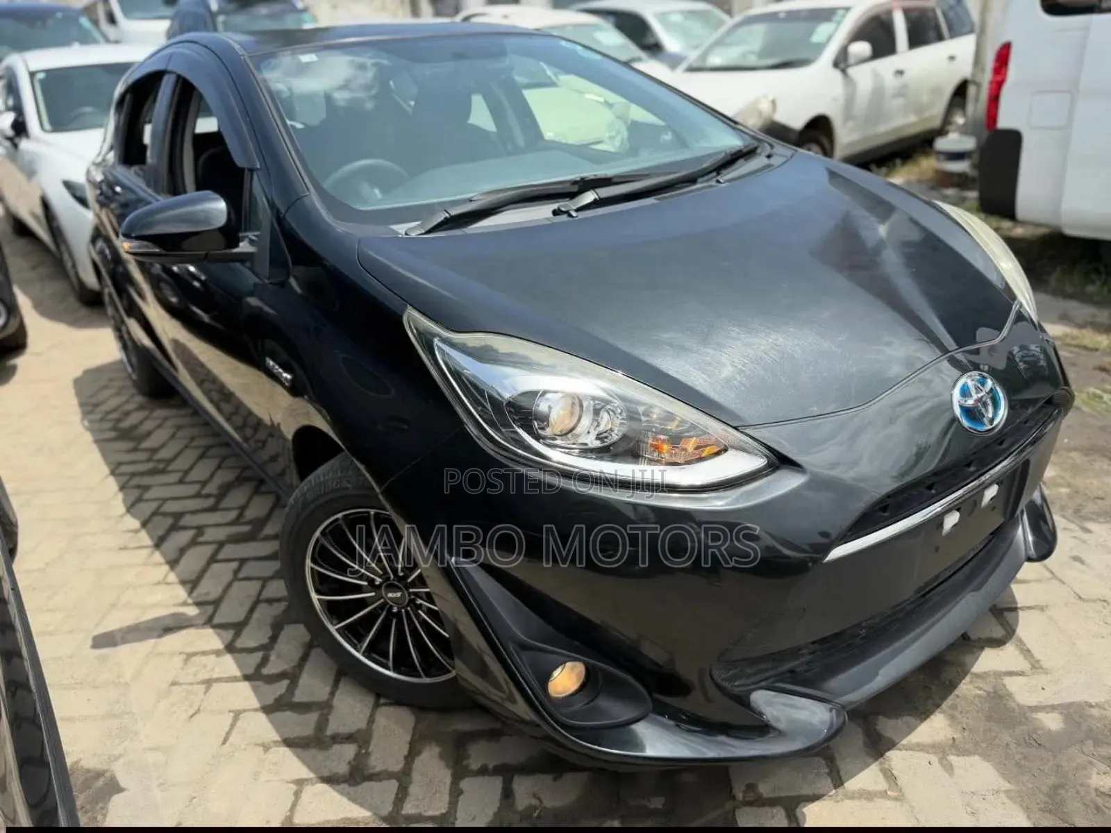 Toyota Aqua 2019 Blue