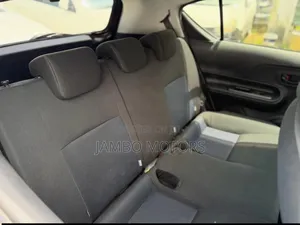 Toyota Aqua 2019 Blue