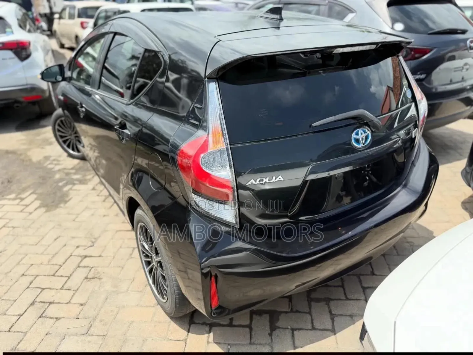 Toyota Aqua 2019 Blue