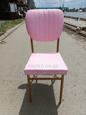 Pink Leather Modern Restaurant Chair 