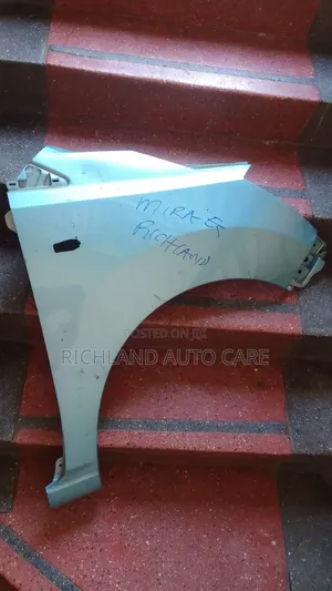 Fender Daihastu Mira Es La350