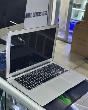 Laptop Apple MacBook Air 2015 4GB Intel Core I5 SSD 128GB