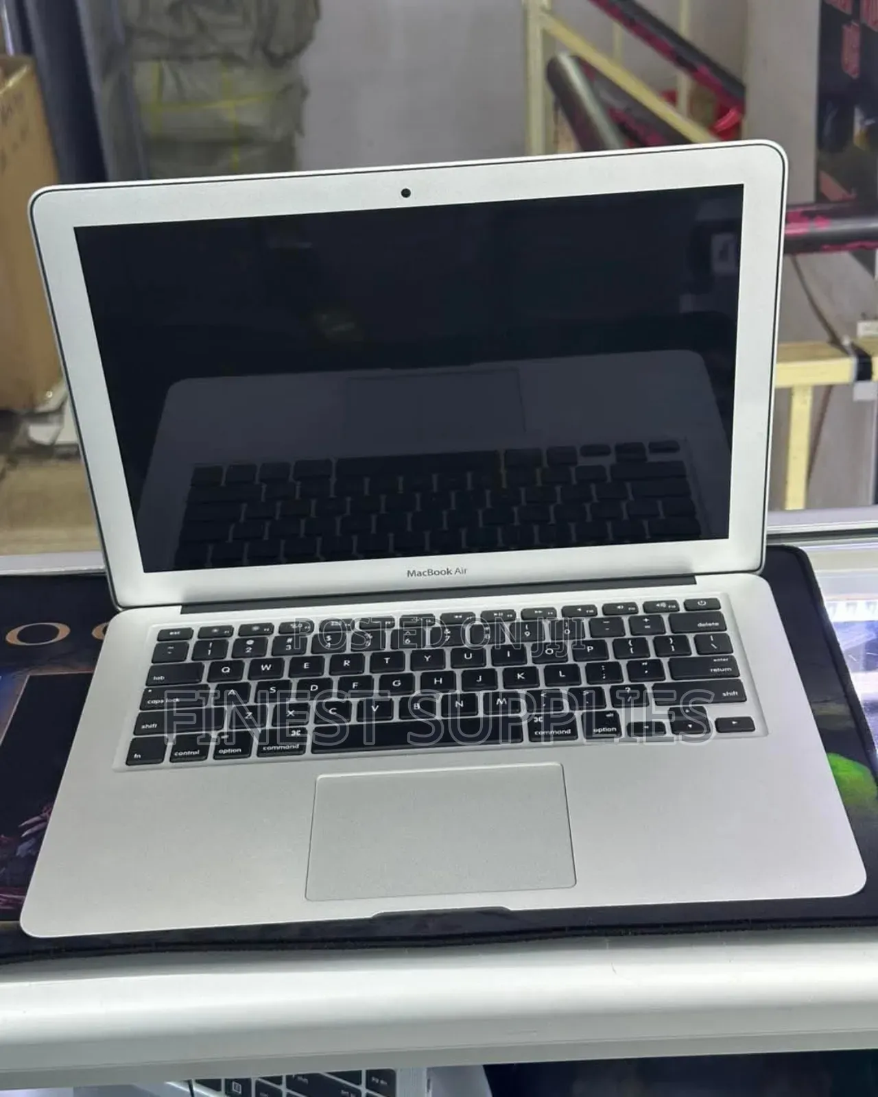 Laptop Apple MacBook Air 2015 4GB Intel Core I5 SSD 128GB