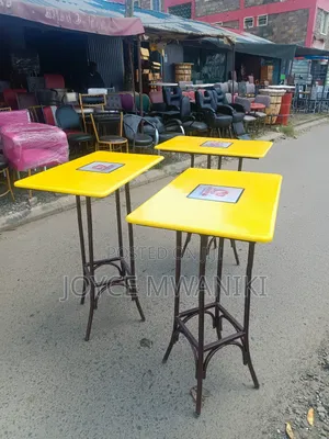 Yellow and Black Hotel or Restaurant Tables With Logo 