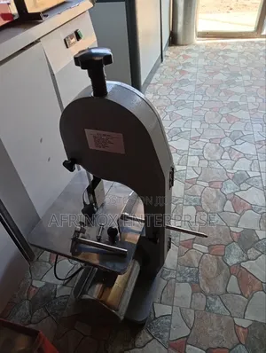 Commercial Table-Top Bone Saw