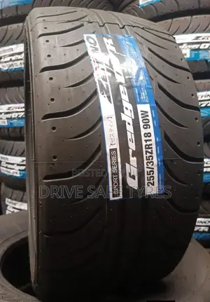 255/35 Zr18 Brand New Zestino Tyres