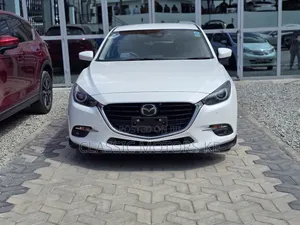 Mazda Axela 2019 White