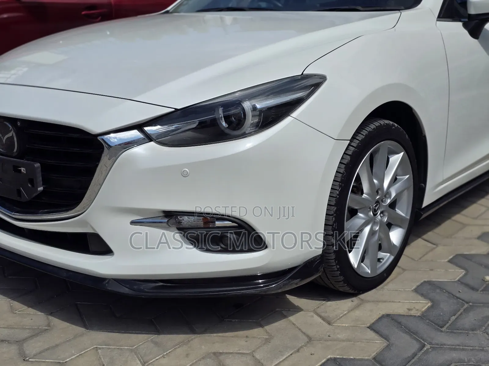 Mazda Axela 2019 White