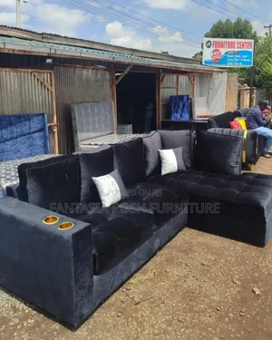 5-Seater Black Velvet L-Shaped Sofa With Cupholders