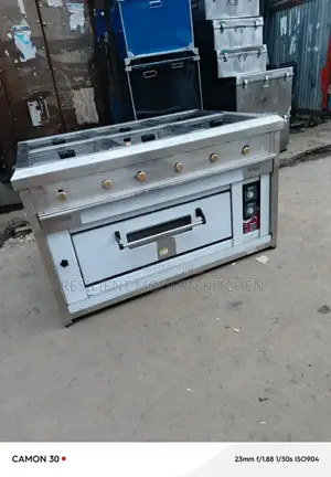 6 Burner Gas Cooker With Oven