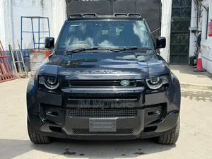 Land Rover Defender 2022 Gray
