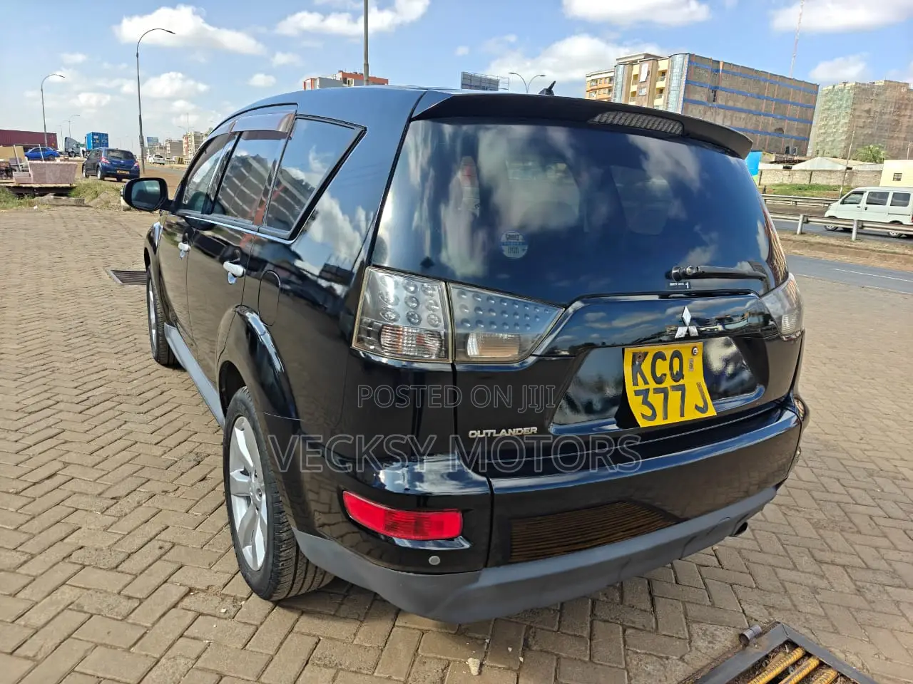 Mitsubishi Outlander 2011 Black