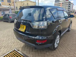 Mitsubishi Outlander 2011 Black