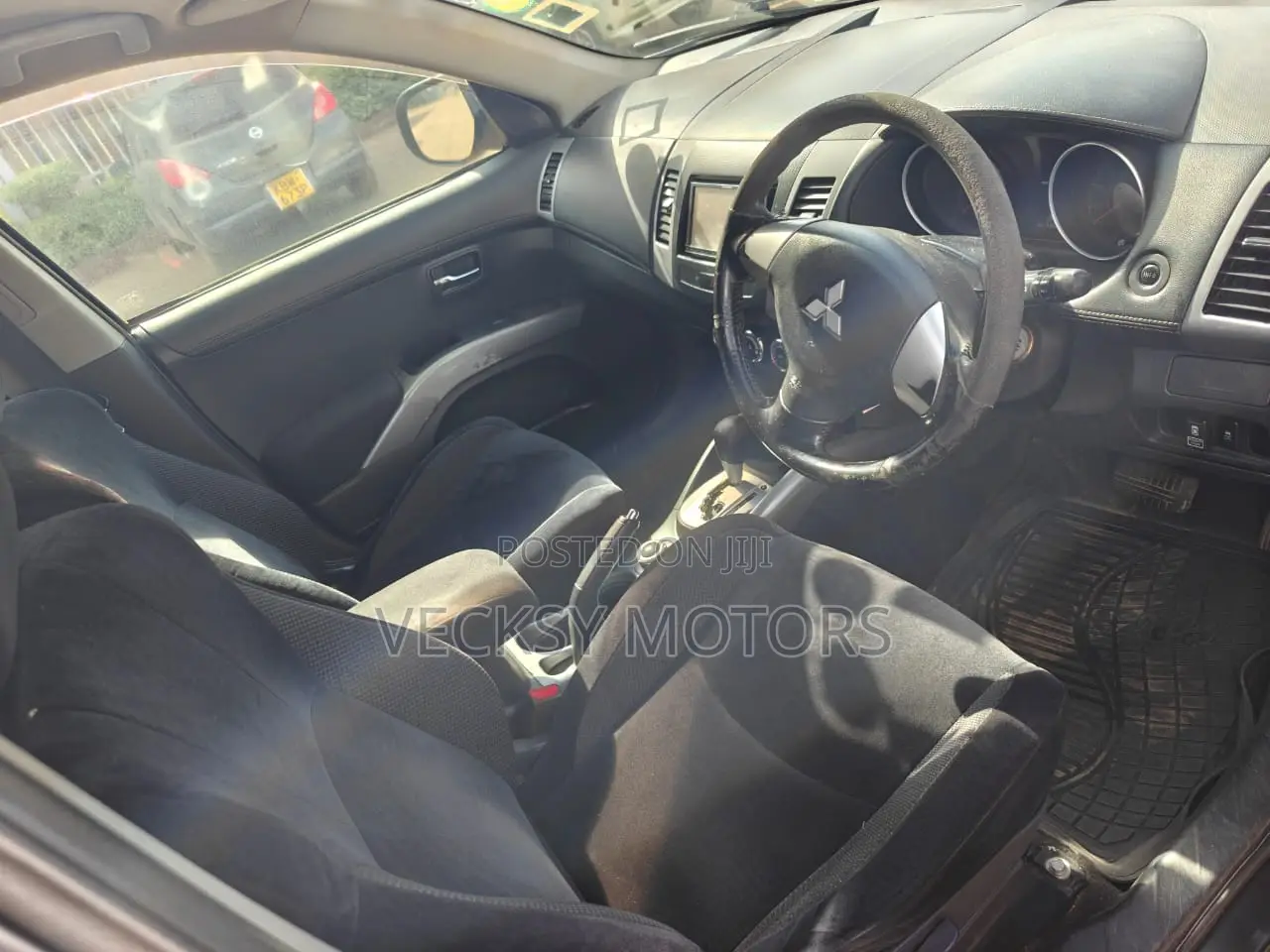 Mitsubishi Outlander 2011 Black