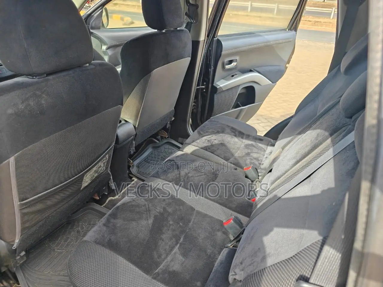 Mitsubishi Outlander 2011 Black