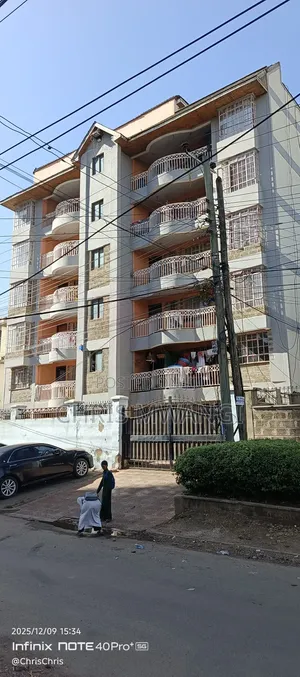 2bdrm Block of Flats in Langata Street for sale