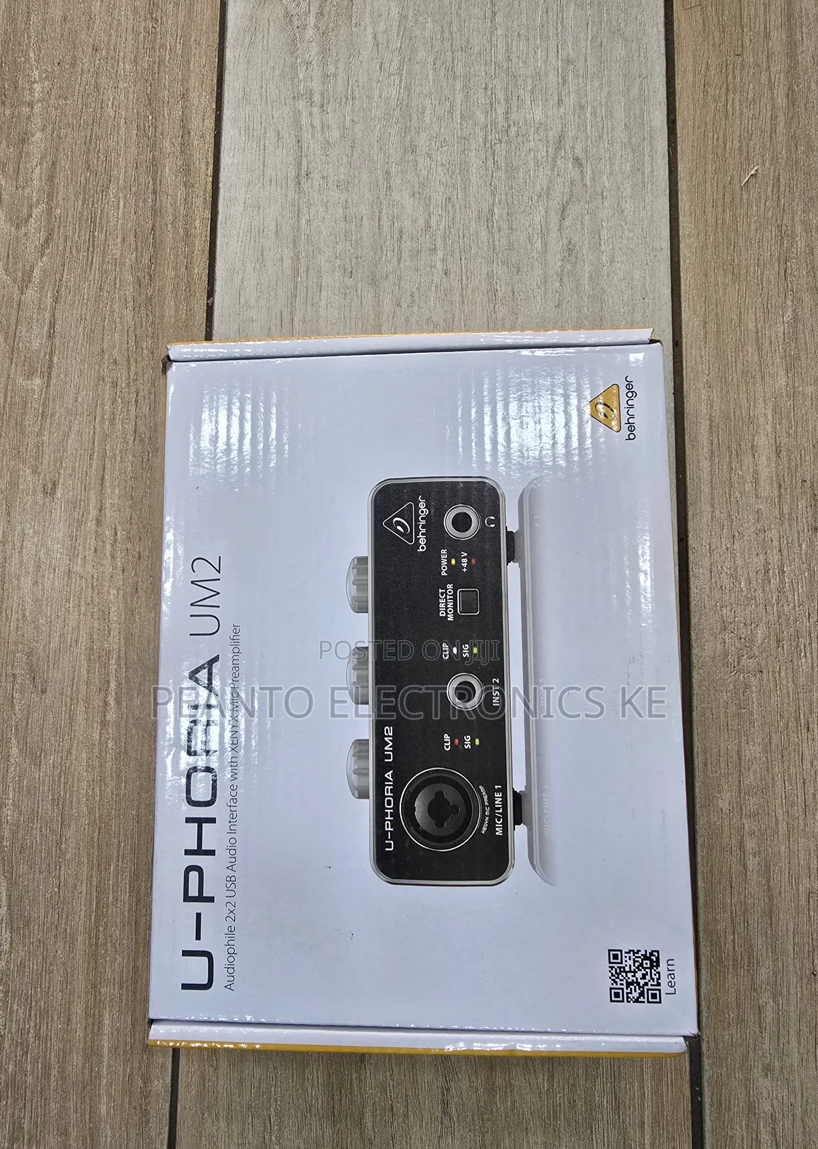 Behringer U-Phoria Um2 Audiophile 2x2 Usb Audio Interface
