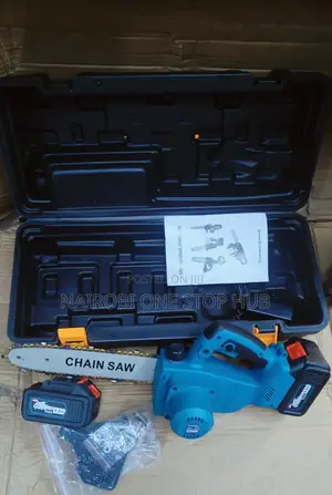 Makita Cordless Chainsaw