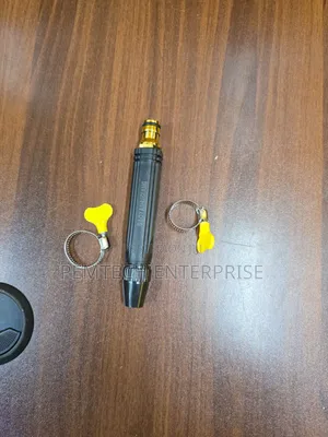 High-Pressure Car Wash/Garden Hose Nozzle With Clamps.