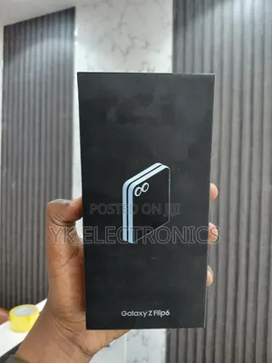 New Samsung Galaxy Z Flip6 512 GB Blue