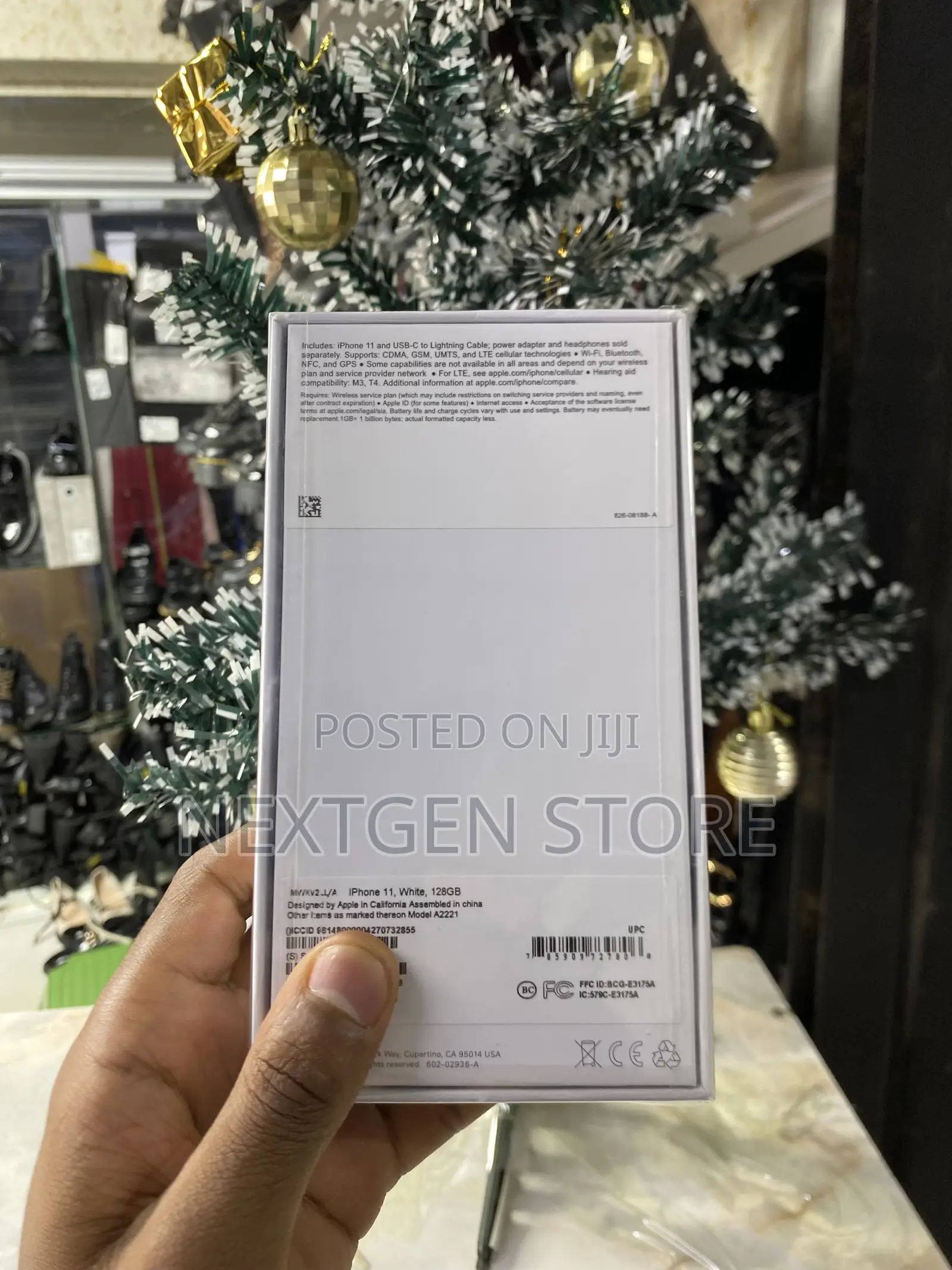 New Apple iPhone 11 128 GB White