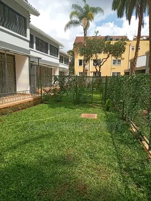 4bdrm Townhouse / Terrace in Westland, Westlands for rent