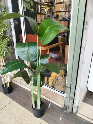 Artificial Banana Plants