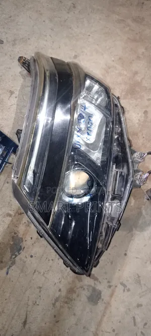 Ex Japan Toyota Voxy 2014 Headlights Available