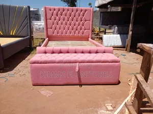 5x6 Pink Chester Bed With Ottoman