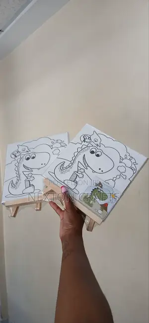 Canvas With Stand