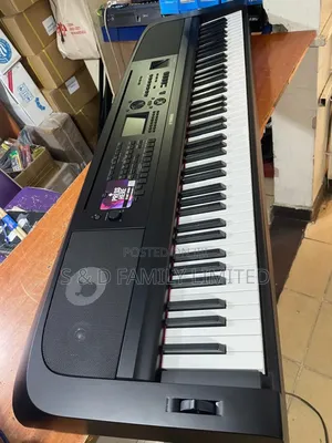 Yamaha DGX 670 Keyboard