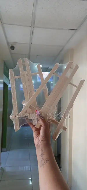 Canvas Stand