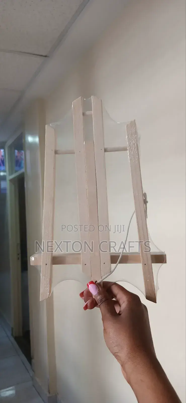 Canvas Stand