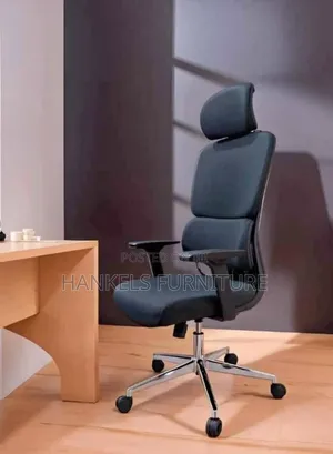 High-Density Support Chair for Modern Offices