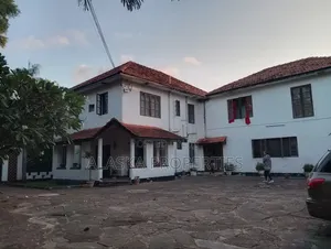 5bdrm Maisonette in Nyali Estate for sale