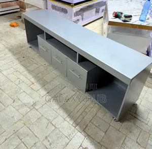 Executive 5.5fts Modern Tv Stand