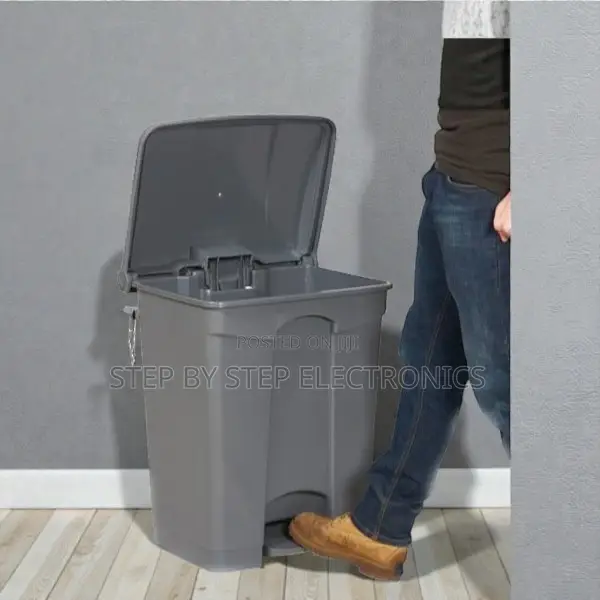Home Office Hotels 30l Multi-Purpose Hard Plastic Step Pedal Bin
