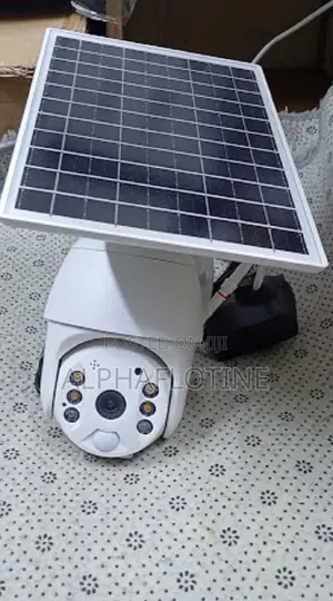Solar Powered/4g /Single Lens Ubox Outdor CCTV Camera