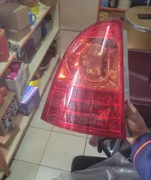 Toyota Fielder 2005 Tail Light