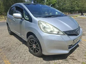 Honda Fit Automatic 2012 Silver